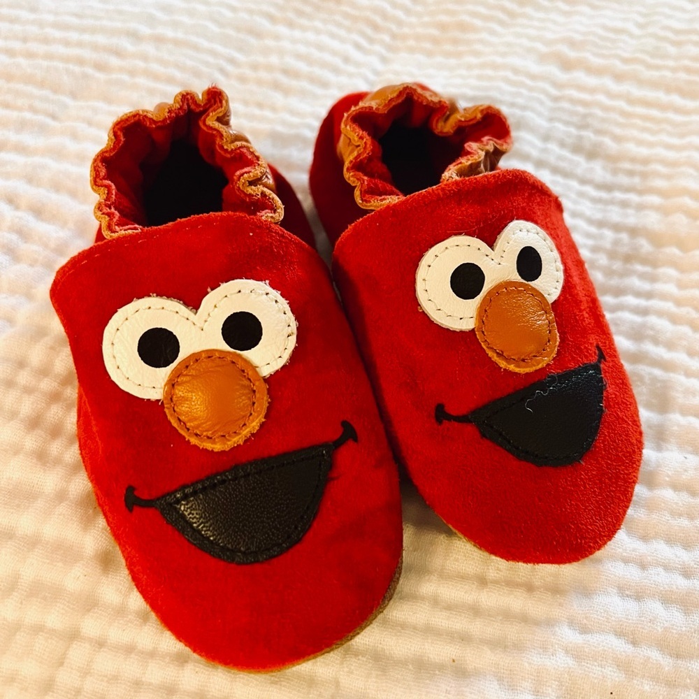 Robeez Elmo Shoes 6-12 months - stride rite 2011